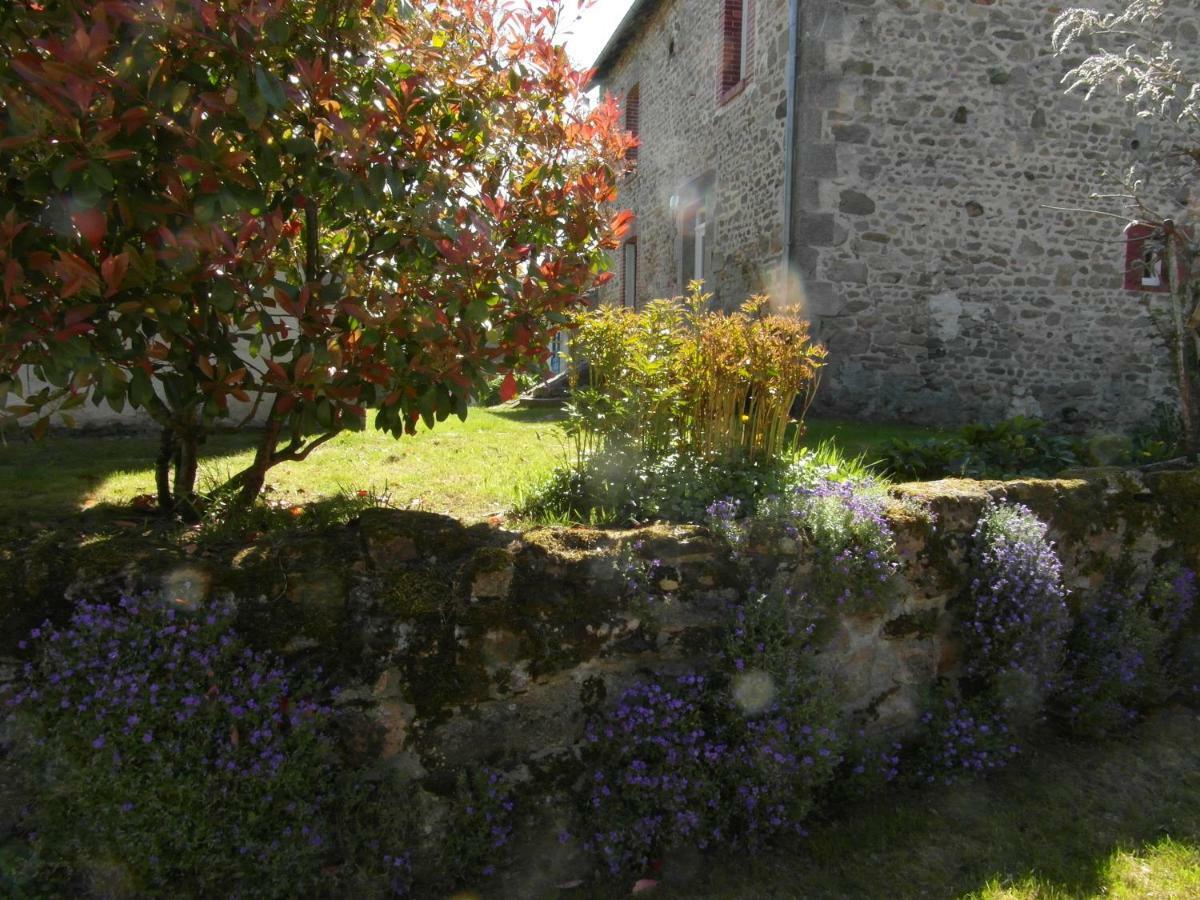 Village De Vie Saint-Vaury Exteriör bild